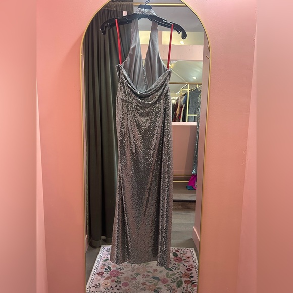 Halston Silver Sequin Halter Dress - Picture 4 of 7